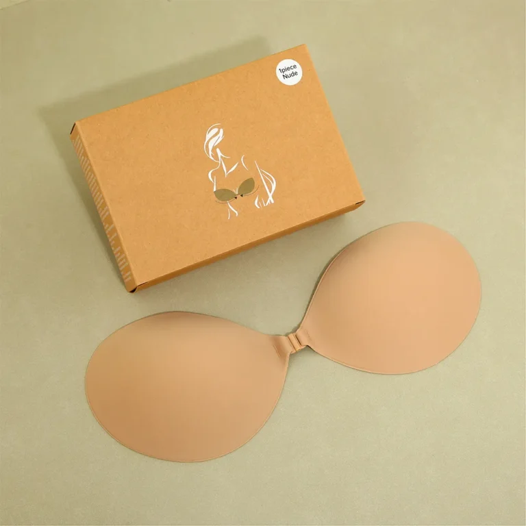 soutien-gorge adhésif