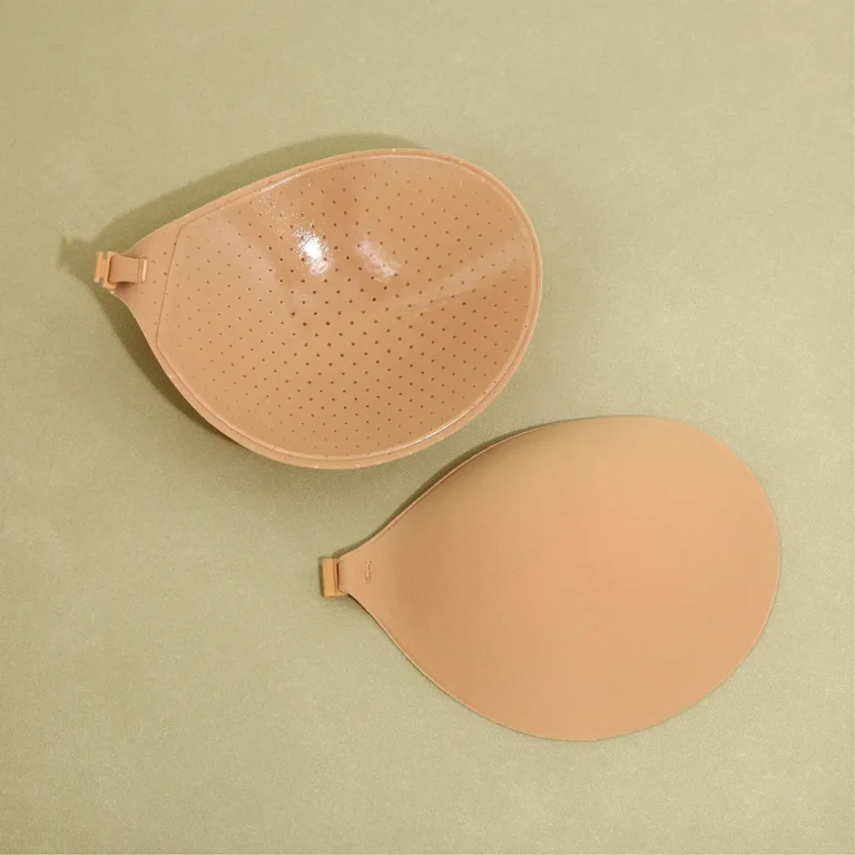 soutien-gorge collant