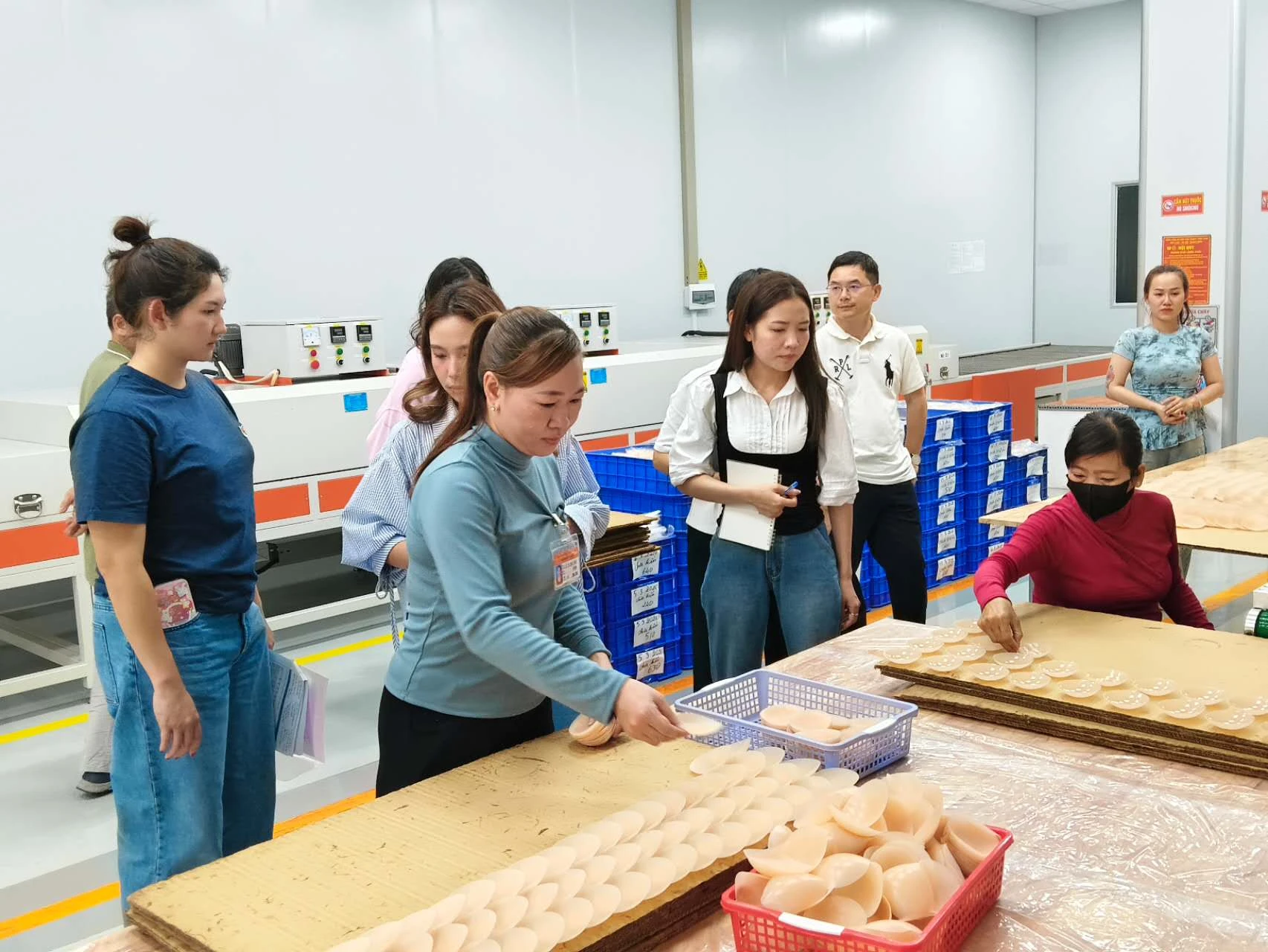 посещение фабрики (2)